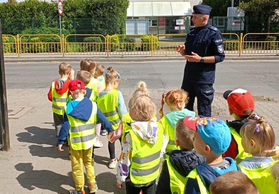 Spotkania z policjantem w sulechowskich przedszkolach