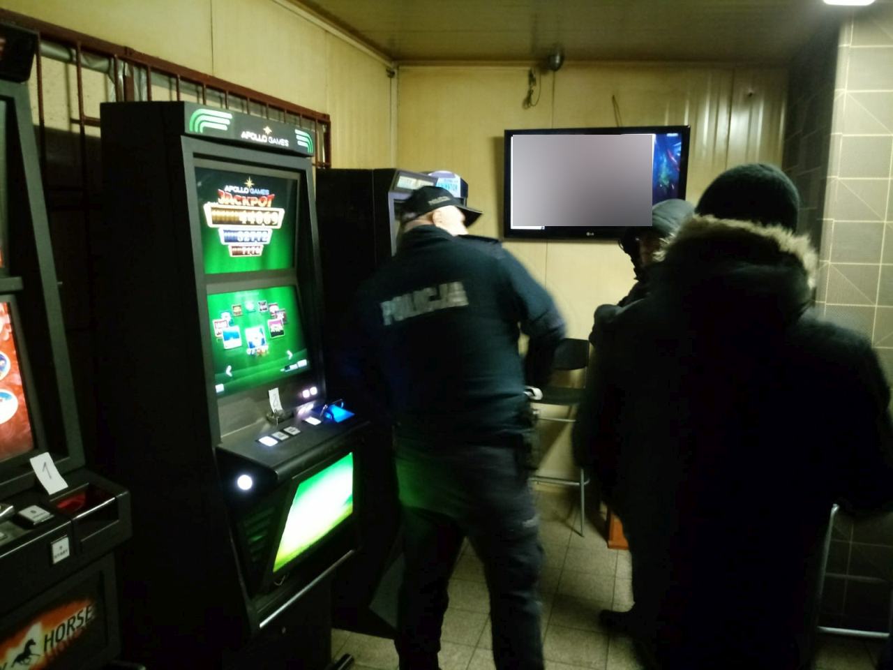 Wywazyli Drzwi I Zlikwidowali Kolejny Nielegalny Salon Gier Hazardowych Aktualnosci Kmp Zielona Gora