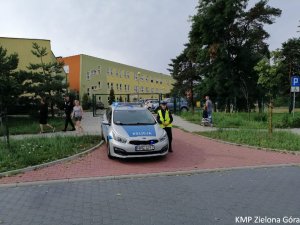 Policjantka Ruchu Drogowego przy jednej ze Szkół w Zielonej Górze