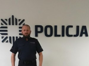 Policjant który zatrzymał nietrzeźwego kierowcę