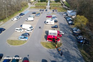 Zdjęcie z drona wykonane na parkingu przy Amfiteatrze.