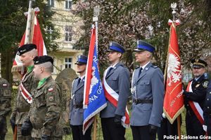 poczet sztandarowy Komendy Miejskiej Policji w Zielonej Górze