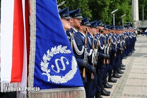 Zdjęcie policjantów.