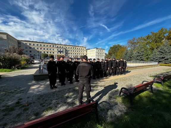 Nowy rok, nowe wyzwania. Może czas na mundur?