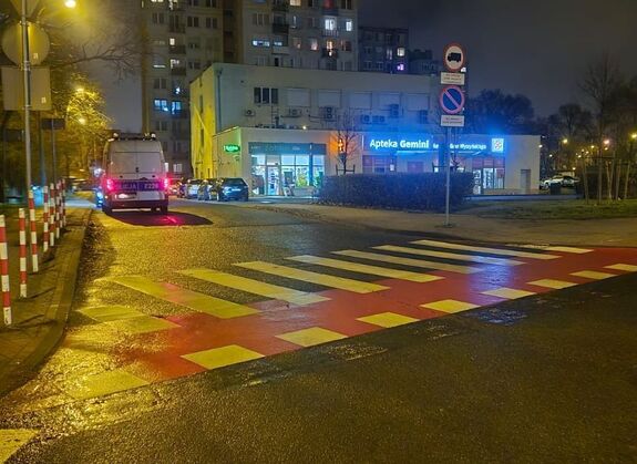 Piesza potrącona na przejściu – policjanci wyjaśniają okoliczności wypadku